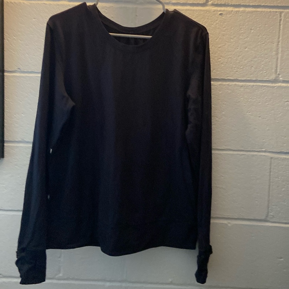 Black shirt with style